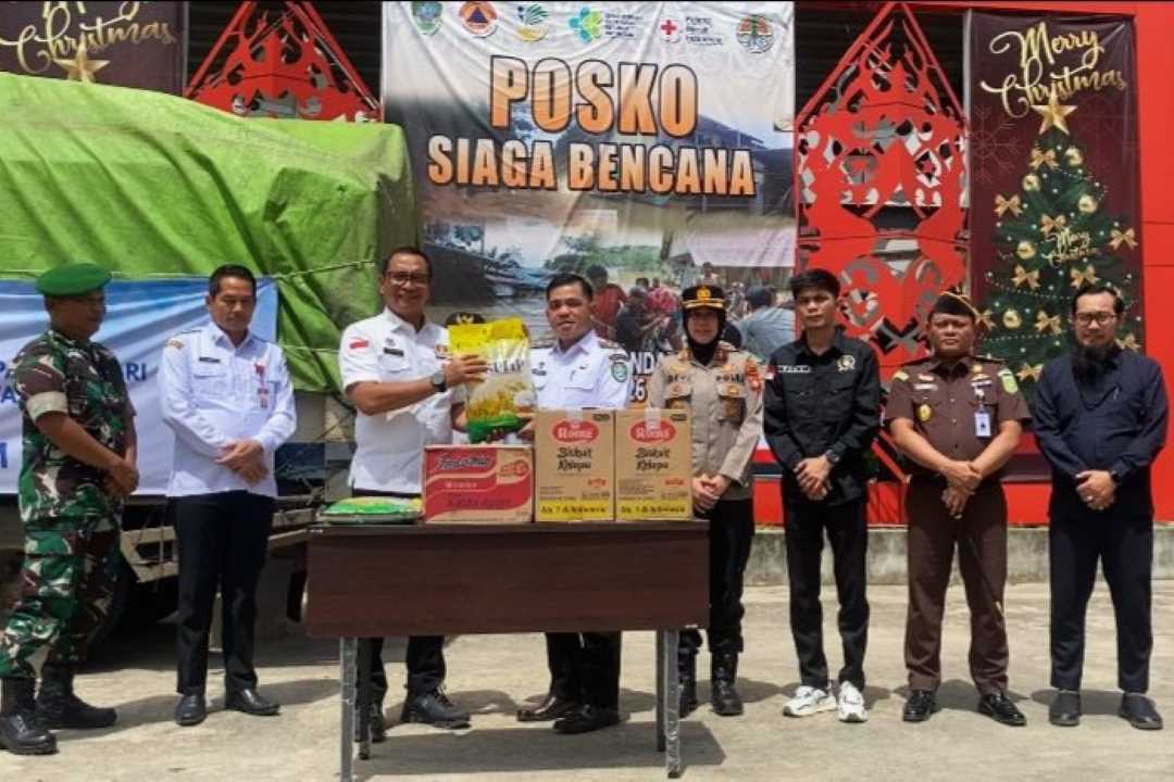 Sekretaris BNPP Tinjau Banjir Landak: Pengendalian Banjir Krusial demi Kelancaran Akses Menuju PLBN Entikong