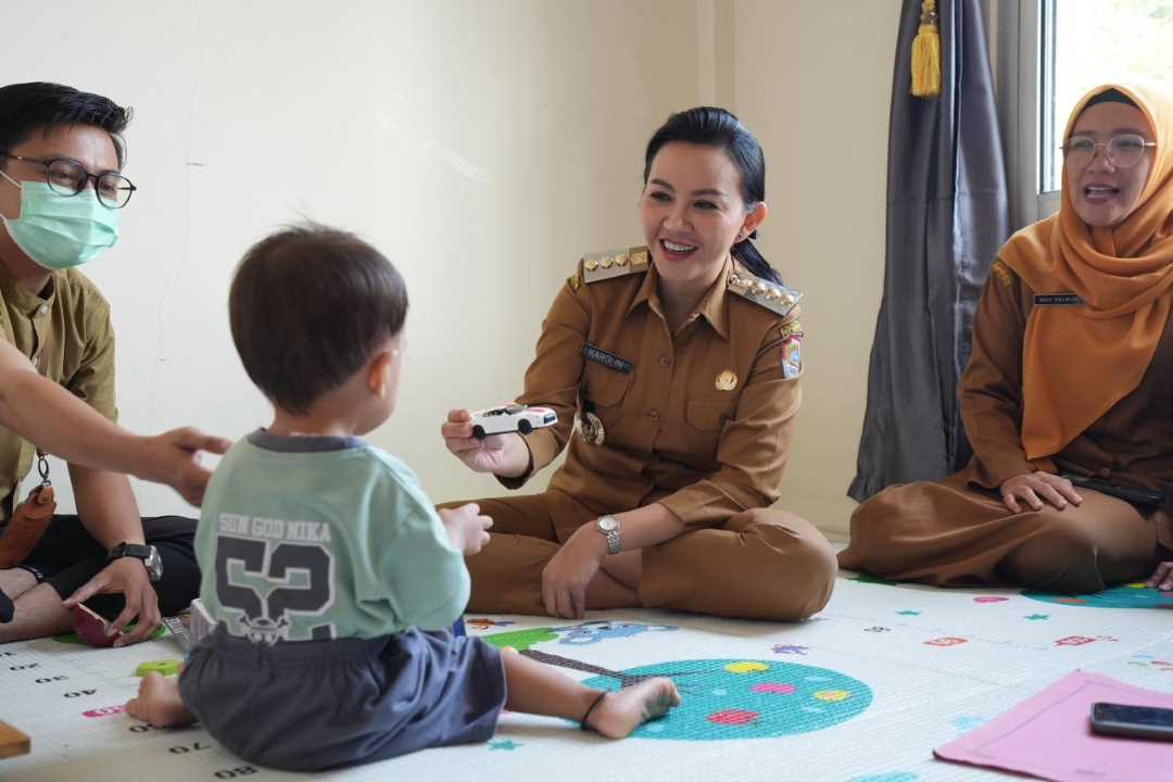 Karolin Ungkap Akar Gizi Buruk di Landak: Dampak Pernikahan Dini dan Lemahnya Ekonomi Keluarga