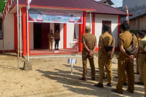 Pimpin Hari Desa Nasional di Ngabang, Bupati Karolin Tekankan Efisiensi Bukan Pematah Semangat Membangun