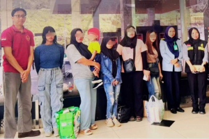 Masuk Ilegal hingga Overstay, Ratusan Pekerja Migran Indonesia di Sarawak Dipulangkan Paksa Lewat Perbatasan Entikong