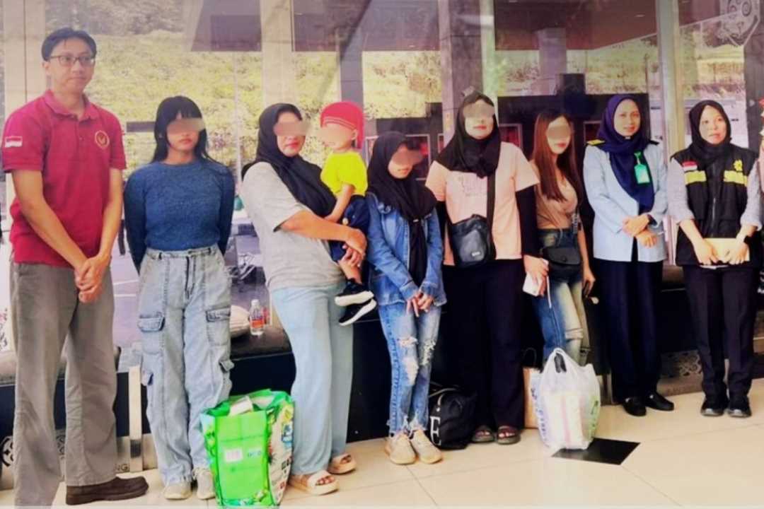 Masuk Ilegal hingga Overstay, Ratusan Pekerja Migran Indonesia di Sarawak Dipulangkan Paksa Lewat Perbatasan Entikong
