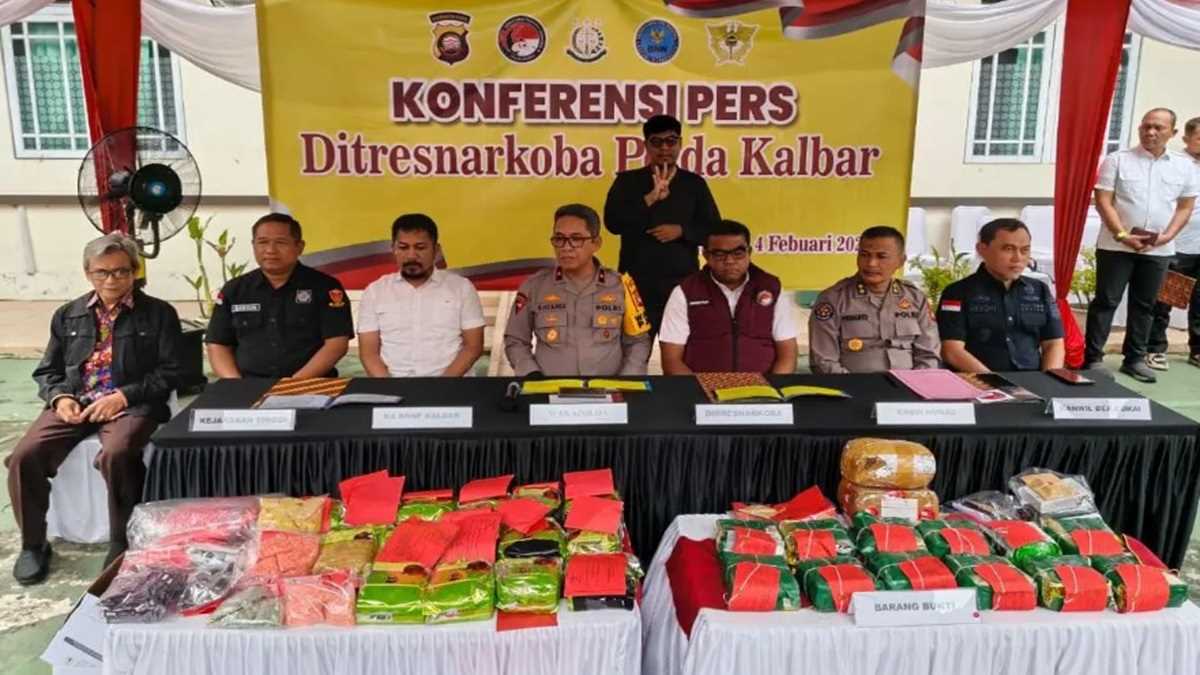 Polda Kalbar Hancurkan 12 Kg Sabu dari Jaringan Narkoba Lintas Wilayah