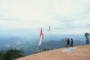 Potensi Kelas Dunia! Norsan Dorong Bukit Raya Sambora Jadi Pusat Olahraga Paralayang