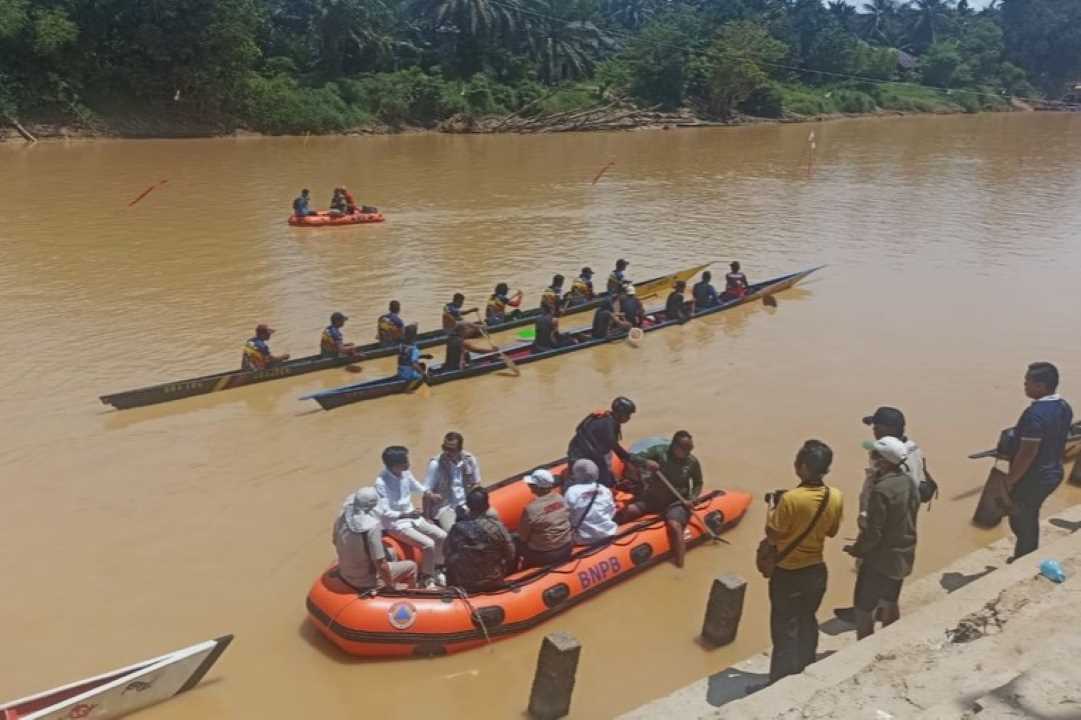 HUT ke-18 Gerindra: 53 Tim Beradu Kecepatan di Lomba Sampan Bidar Se-Kalbar, Pasi Intel Kodim Landak Pastikan Keamanan